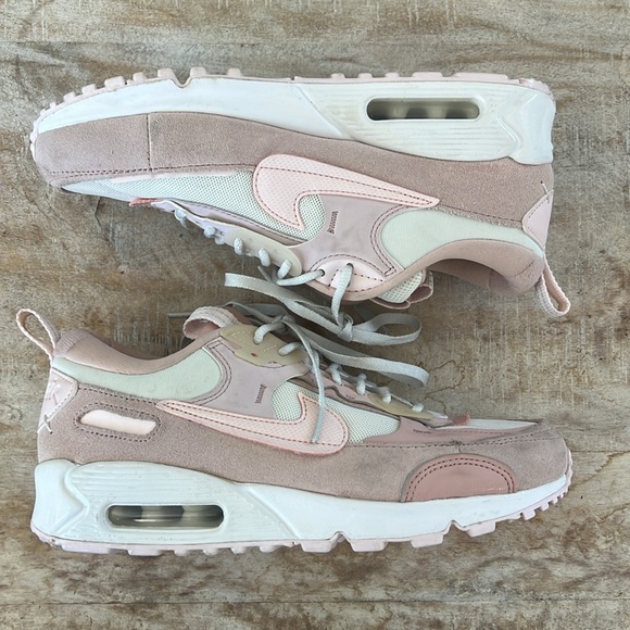 Nike Air Max 90 Futura Sneakers {Summit White/Barely Rose} 7.5 - Picture 14 of 14